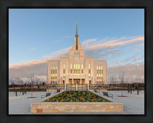 Load image into Gallery viewer, Eternity in Saratoga Springs
