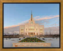 Load image into Gallery viewer, Eternity in Saratoga Springs
