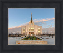 Load image into Gallery viewer, Eternity in Saratoga Springs
