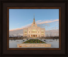 Load image into Gallery viewer, Eternity in Saratoga Springs
