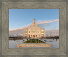 Load image into Gallery viewer, Eternity in Saratoga Springs

