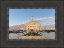 Load image into Gallery viewer, Eternity in Saratoga Springs
