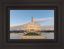 Load image into Gallery viewer, Eternity in Saratoga Springs
