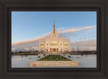 Load image into Gallery viewer, Eternity in Saratoga Springs
