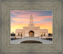 Load image into Gallery viewer, Eternity in Helena

