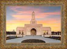Load image into Gallery viewer, Eternity in Helena
