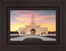 Load image into Gallery viewer, Eternity in Helena
