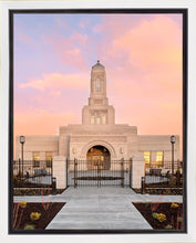 Load image into Gallery viewer, Helena Montana Eternal
