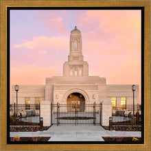 Load image into Gallery viewer, Helena Montana Eternal
