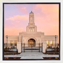 Load image into Gallery viewer, Helena Montana Eternal
