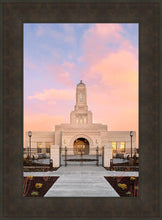 Load image into Gallery viewer, Helena Montana Eternal
