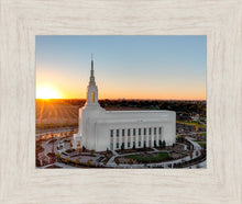 Load image into Gallery viewer, Burley Idaho Last Light

