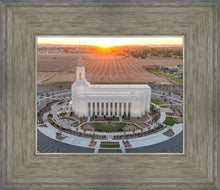Load image into Gallery viewer, Burley Idaho Light of The Sun
