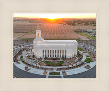 Load image into Gallery viewer, Burley Idaho Light of The Sun
