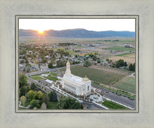 Load image into Gallery viewer, Ephraim Utah on High
