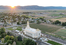 Load image into Gallery viewer, Ephraim Utah on High
