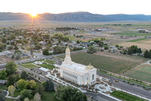 Load image into Gallery viewer, Ephraim Utah on High

