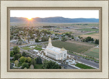 Load image into Gallery viewer, Ephraim Utah on High
