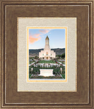 Load image into Gallery viewer, Ephraim Utah at Sunset
