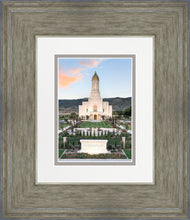 Load image into Gallery viewer, Ephraim Utah at Sunset
