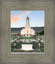 Load image into Gallery viewer, Ephraim Utah at Sunset
