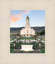 Load image into Gallery viewer, Ephraim Utah at Sunset
