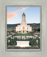 Load image into Gallery viewer, Ephraim Utah at Sunset
