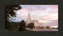 Load image into Gallery viewer, Bountiful Pastel Light
