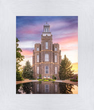 Load image into Gallery viewer, Logan Front

