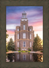 Load image into Gallery viewer, Logan Front
