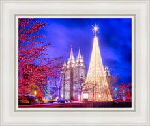 Load image into Gallery viewer, Temple Square Christmas Tree
