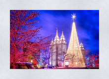 Load image into Gallery viewer, Temple Square Christmas Tree
