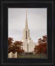 Load image into Gallery viewer, Jordan River Crimson &amp; Wool
