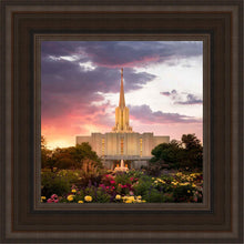 Load image into Gallery viewer, Jordan River Flowers
