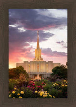 Load image into Gallery viewer, Jordan River Flowers
