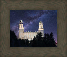 Load image into Gallery viewer, Manti Celestial
