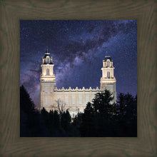 Load image into Gallery viewer, Manti Celestial
