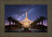 Load image into Gallery viewer, Gilbert Celestial
