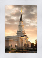 Load image into Gallery viewer, Hartford Radiance
