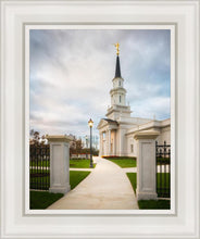 Load image into Gallery viewer, Hartford Pathway
