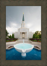 Load image into Gallery viewer, Houston Stormy Fountain
