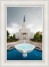 Load image into Gallery viewer, Houston Stormy Fountain
