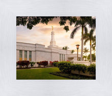 Load image into Gallery viewer, Kona Sunset Panorama
