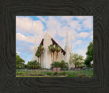 Load image into Gallery viewer, Las Vegas Daytime
