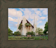 Load image into Gallery viewer, Las Vegas Daytime
