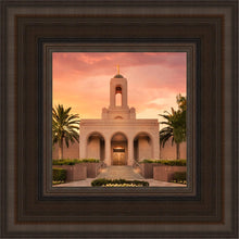 Load image into Gallery viewer, Newport Beach Lift Me Up
