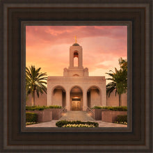 Load image into Gallery viewer, Newport Beach Lift Me Up
