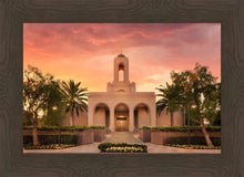 Load image into Gallery viewer, Newport Beach Lift Me Up
