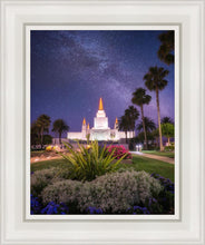 Load image into Gallery viewer, Oakland Starry Eyed
