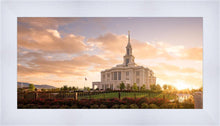 Load image into Gallery viewer, Golden Payson Panorama
